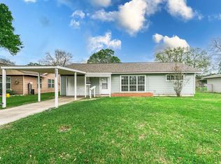 2433 S Austin Ave, Pearland, TX 77581