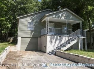 923 Woodward Rd, Midfield, AL 35228