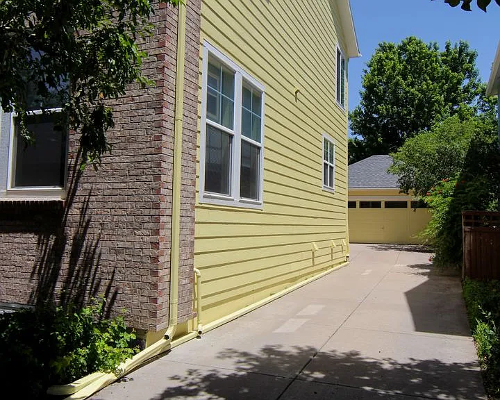 2684 Willow St — Photo 32