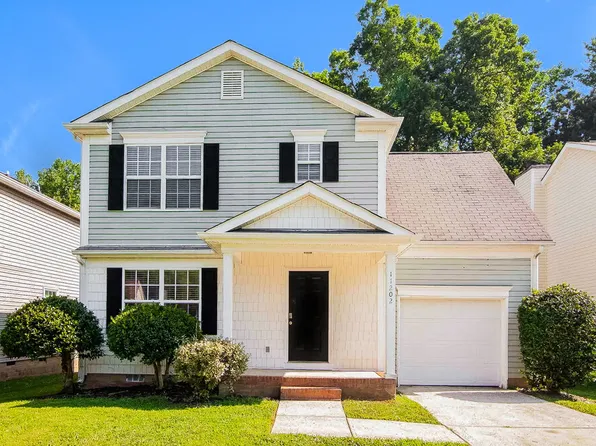 11202 Northwoods Forest Dr, Charlotte, NC 28214