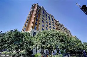400 Massachusetts Ave NW #1009 — Photo 35