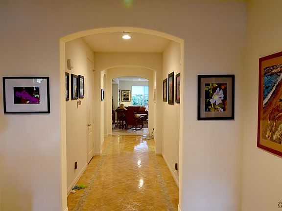 4th image of 10025 Vale Royale Dr