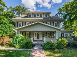 80 Pollard Rd, Mountain Lakes, NJ 07046