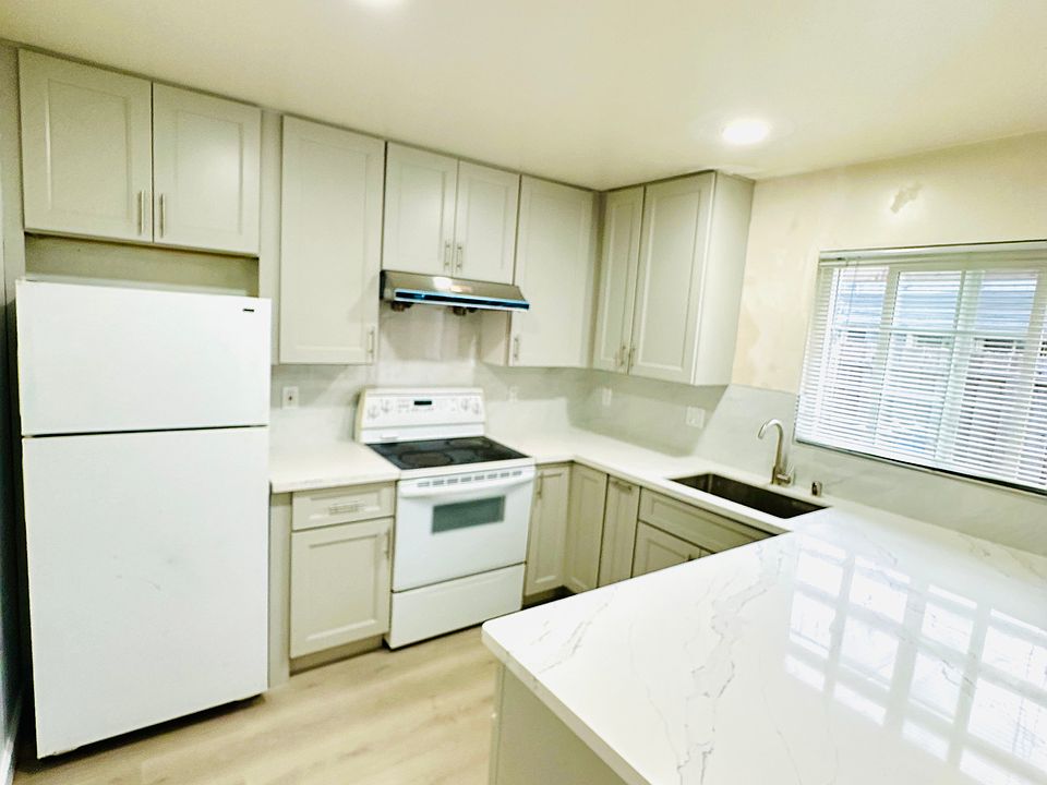 1st image of 2131 Cerro Terbi Ct