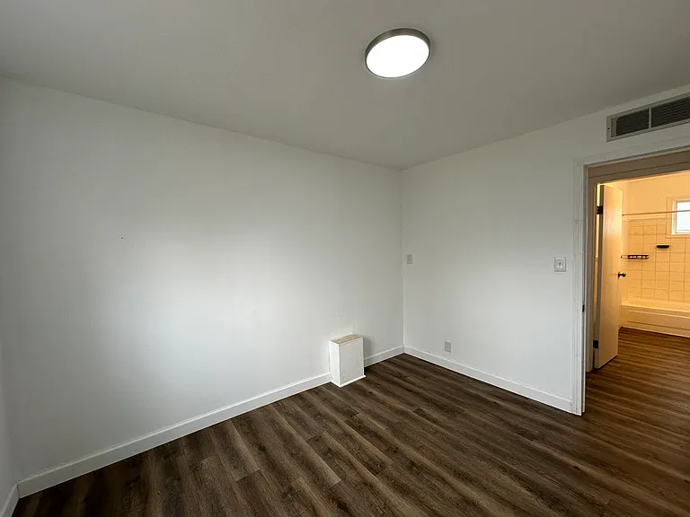 1615 E Greig Ave — Photo 18