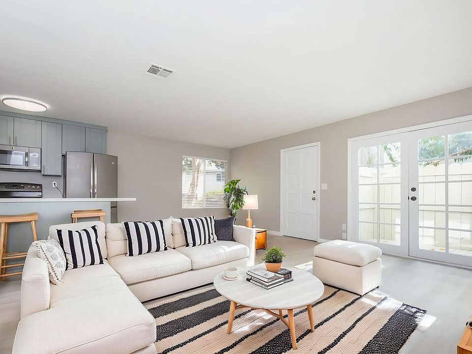 1st image of 8043 Camino Huerta