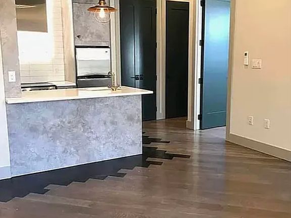 5th image of 102 Scholes St APT 2F