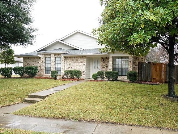 2nd image of 2917 Guinevere Dr