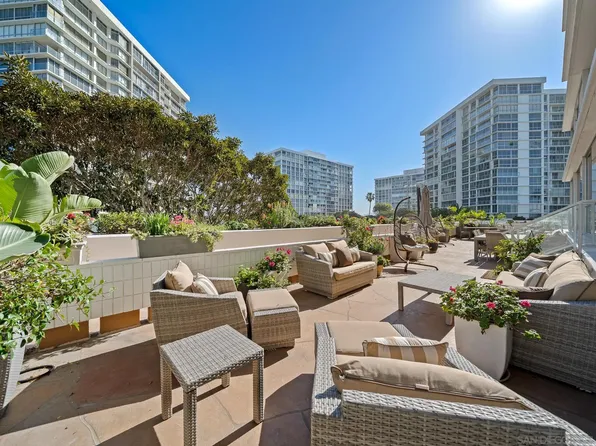 1760 Avenida Del Mundo 101 #&-110, Coronado, CA 92118