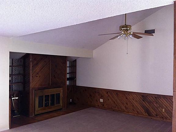 4th image of 3209 Winterhawk Dr