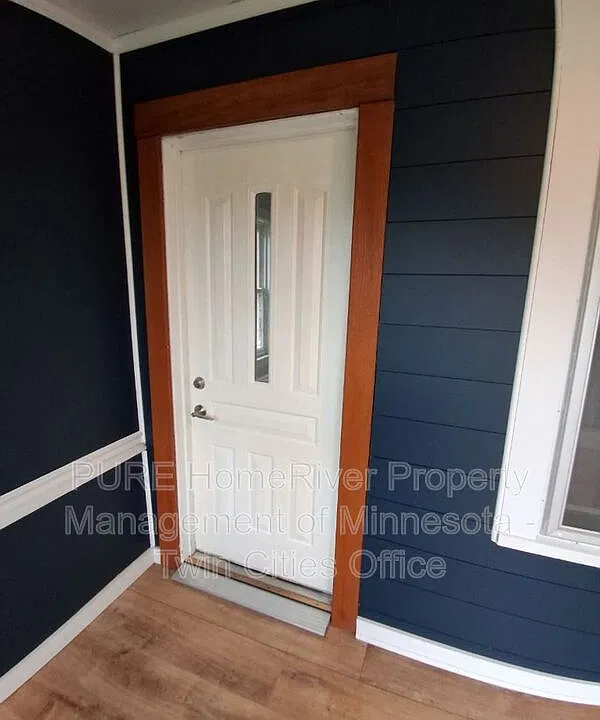 1972 Minnehaha Ave E #2