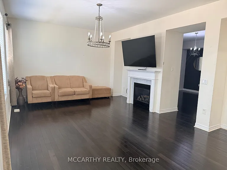124 Johnson Dr — Photo 5
