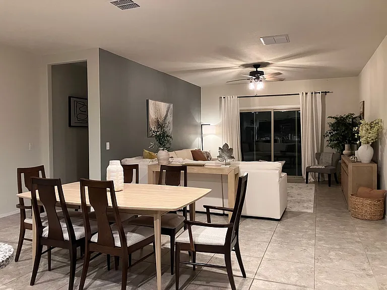 30998 W Earll Dr — Photo 11