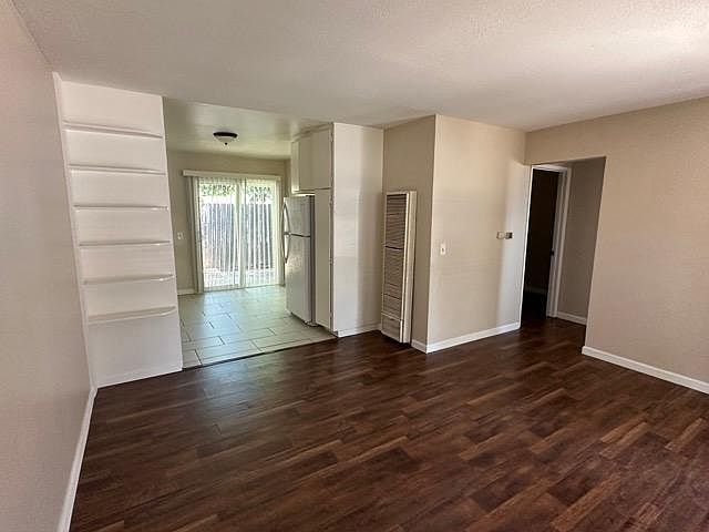 1st image of 653 Avocado Ave APT C
