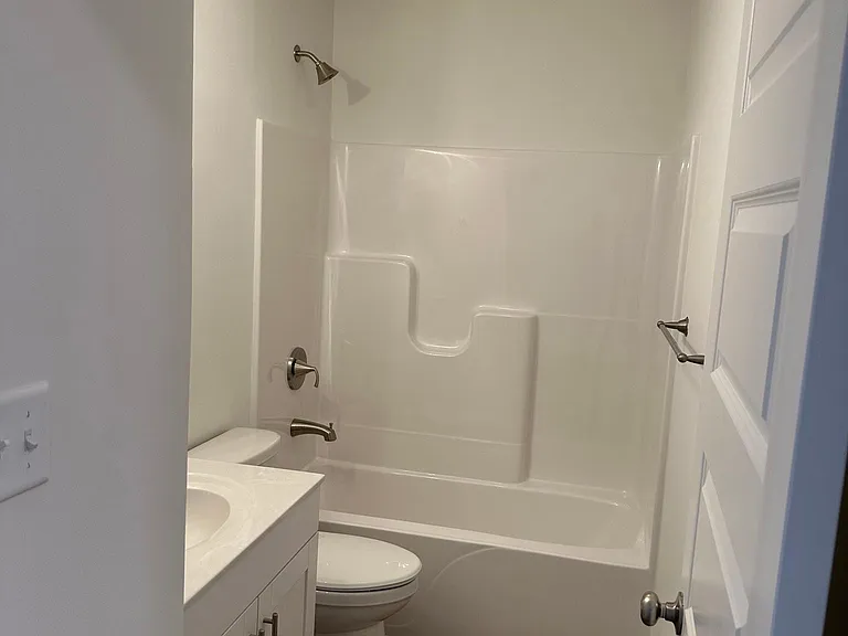8 Lismore Pl — Photo 9