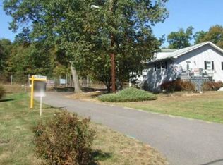 12110 Bluebell Ave, Cumberland, MD 21502