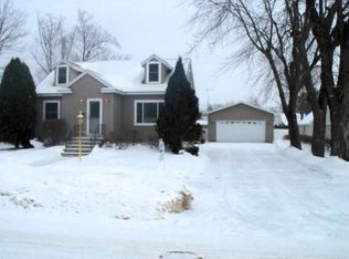 911 9th St S, Wisconsin Rapids, WI 54494
