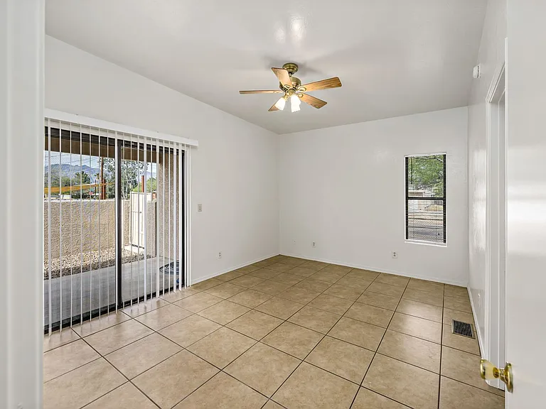 1317 N Howard Blvd — Photo 14