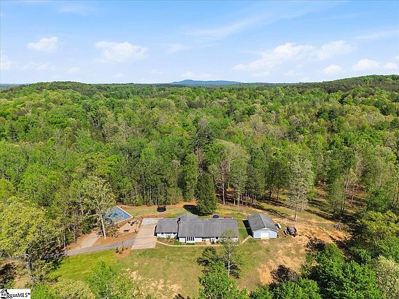 2nd image of 1318 Earls Bridge Rd