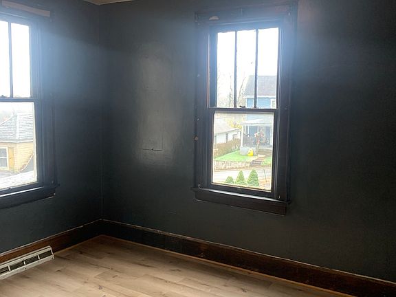 5th image of 326 & 328 View Ave #328