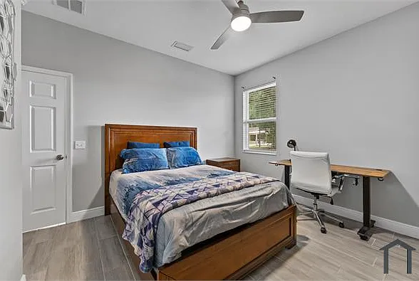 4602 N Manley St — Photo 5