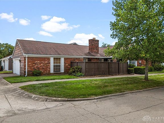 2nd image of 2222 Barclay Ct