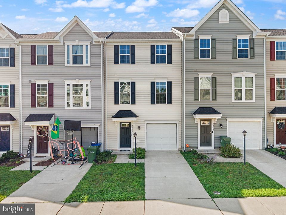 1st image of 36084 Fawn Ln