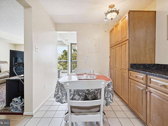 4th image of 7401 Westlake Ter APT 501