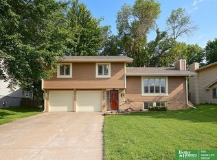5706 S 151st St, Omaha, NE 68137