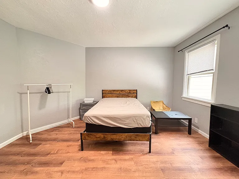 3215 Dawson St #1 — Photo 34