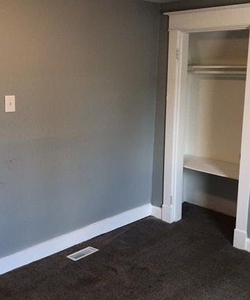 4th image of 3058 N Gladstone Ave