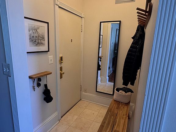 4th image of 1901 Columbia Rd NW APT 203
