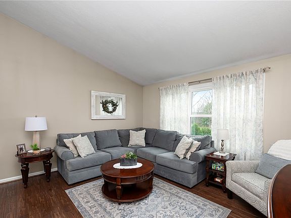 5th image of 309 Garden Ave