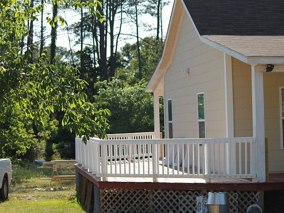 4th image of 17496 Brittany Ln