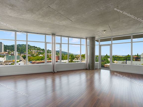 2nd image of 1926 W Burnside St Unit 1102