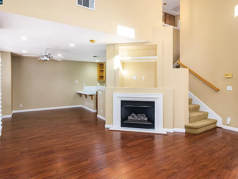 135 Coralflower Ln — Photo 9