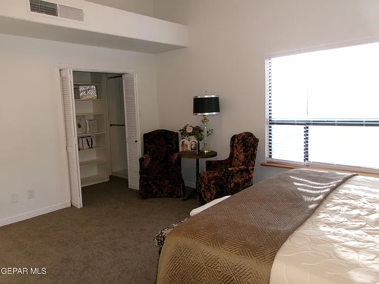 294 Vaquero Ln #B — Photo 18