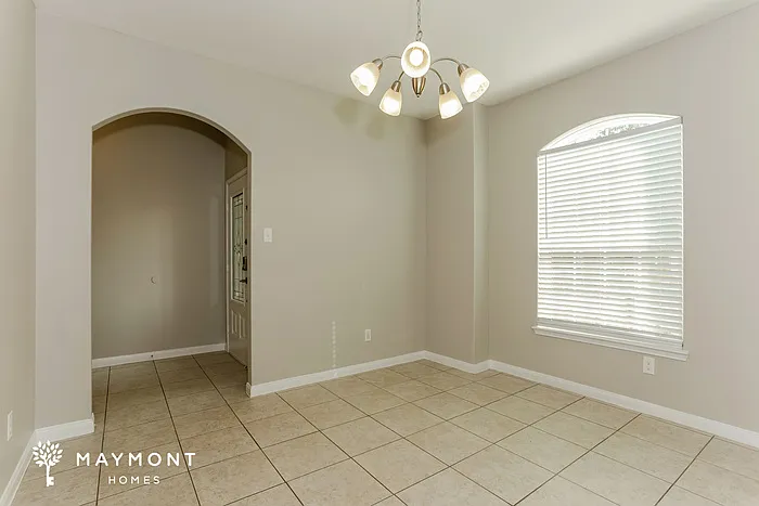 13120 Tower Ln — Photo 4