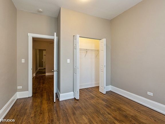 5th image of 909 N Leavitt St APT 1F