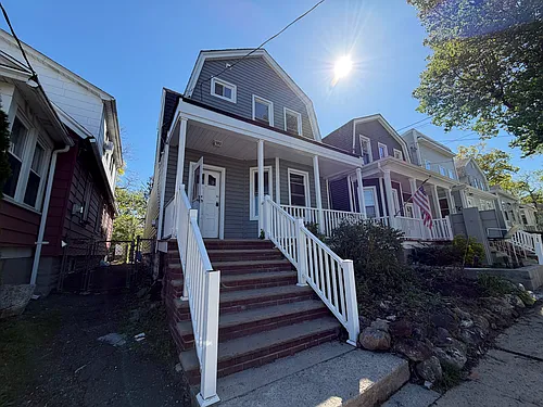 49 Maple Ave Photo 1