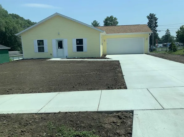 331 South Crosby Avenue, Janesville, WI 53548