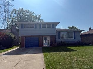 559 Mapleview Rd, Cheektowaga, NY 14225