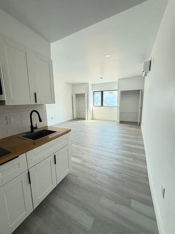 Studio, 1.0 bath, 754 sqft, $1,750 — Photo 1