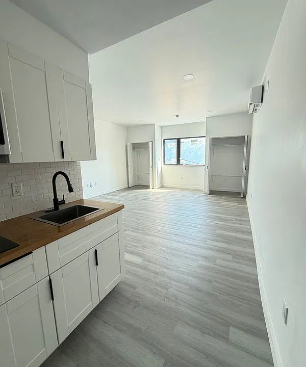 5401 NW 2nd Ave #6