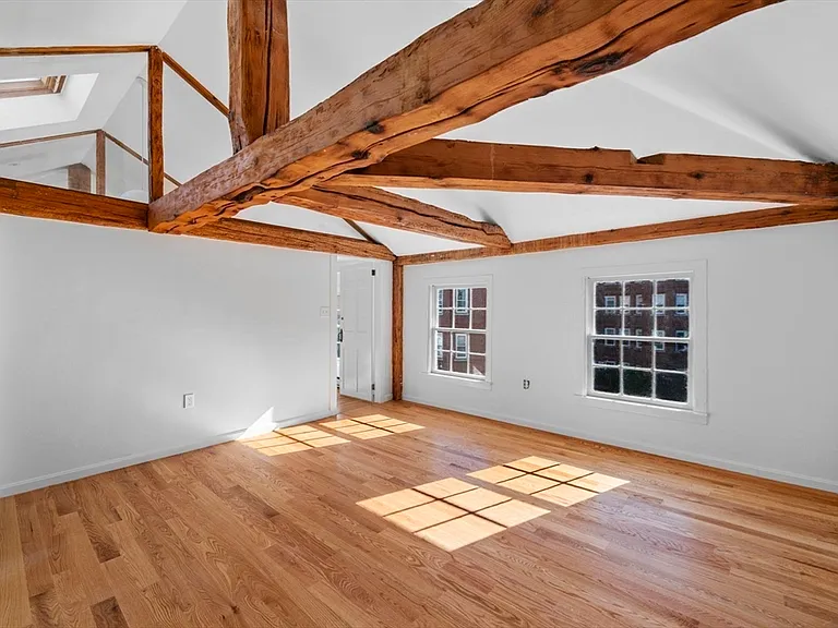 14 Lynde St #2 — Photo 27