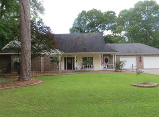 125 White Oak Dr, Village Mills, TX 77663