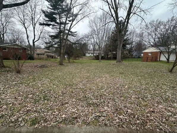288 Winchester Rd, Akron, OH 44333