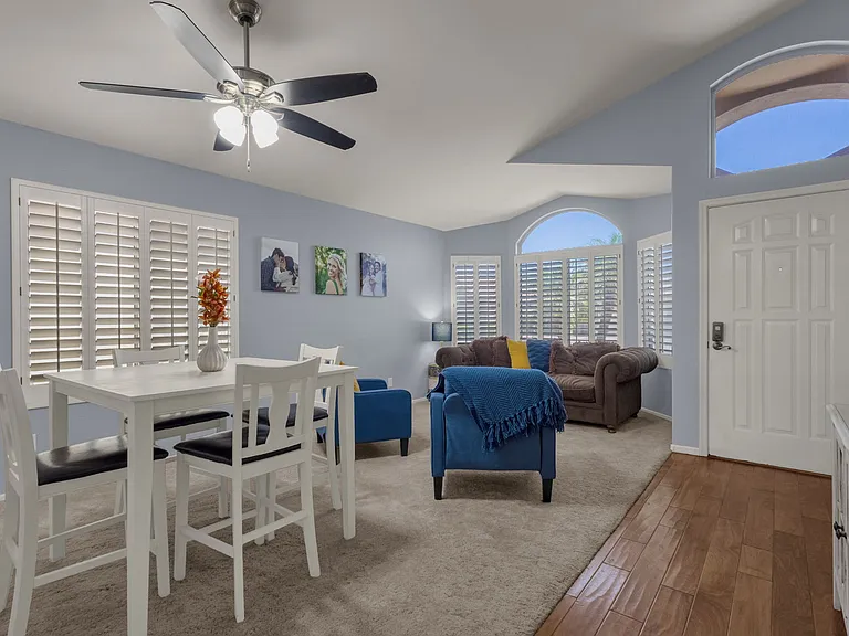 4801 W Harrison St — Photo 2