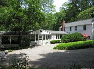 6 Topping Ln, Norwalk, CT 06854