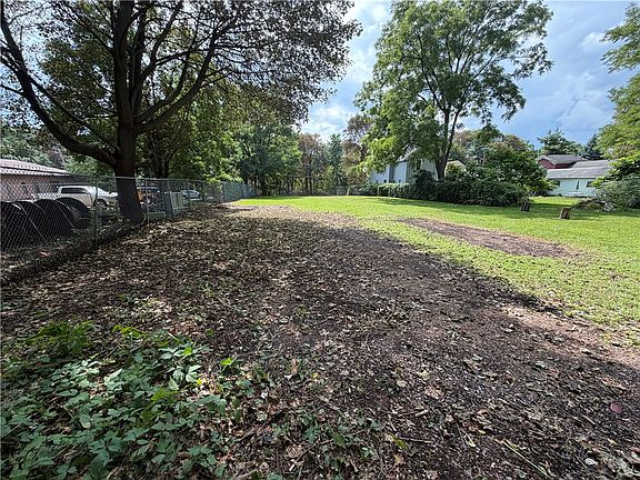 5th image of 22 Owasco St Lot 45
